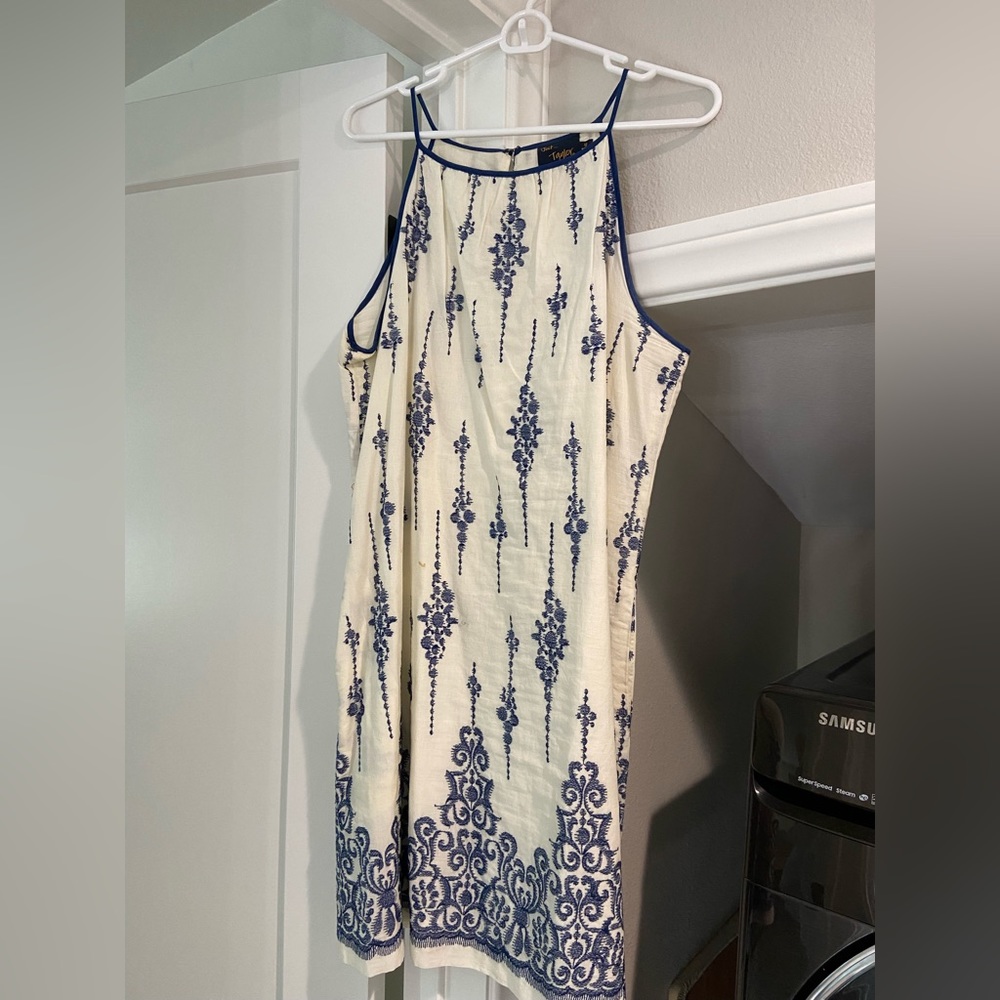 Just Taylor White Dress w/Blue embroidery